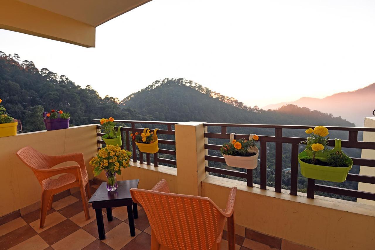 Green Roof Hotel Nainital Eksteriør billede