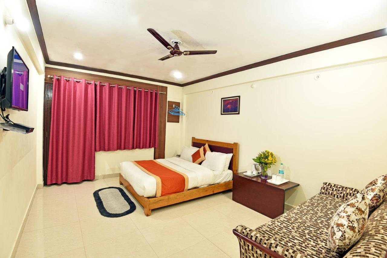 Green Roof Hotel Nainital Eksteriør billede